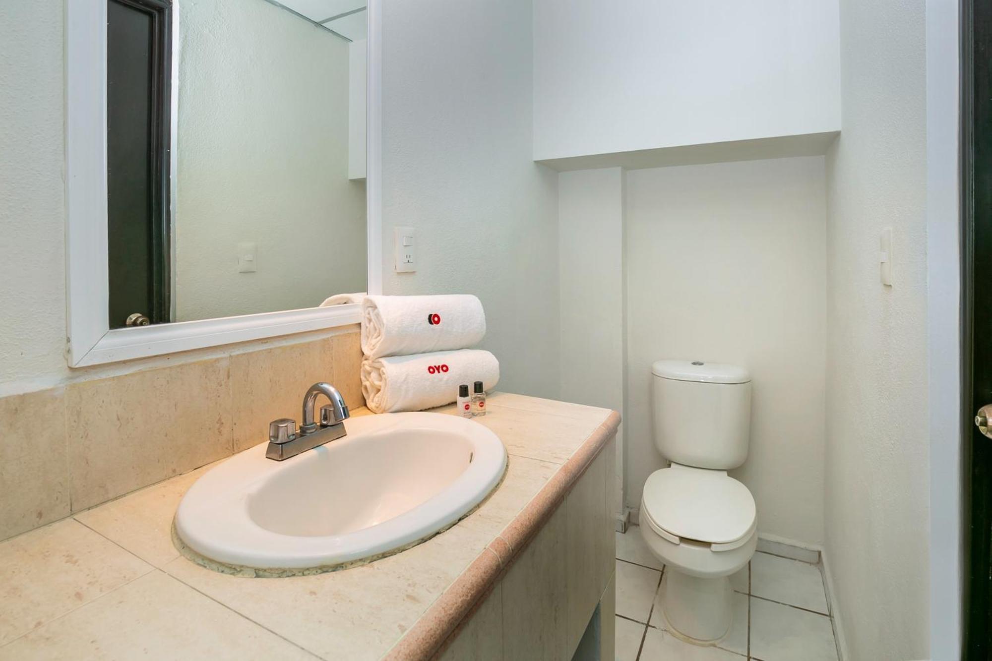 Capital O Hotel Victoria Μορέλια Εξωτερικό φωτογραφία