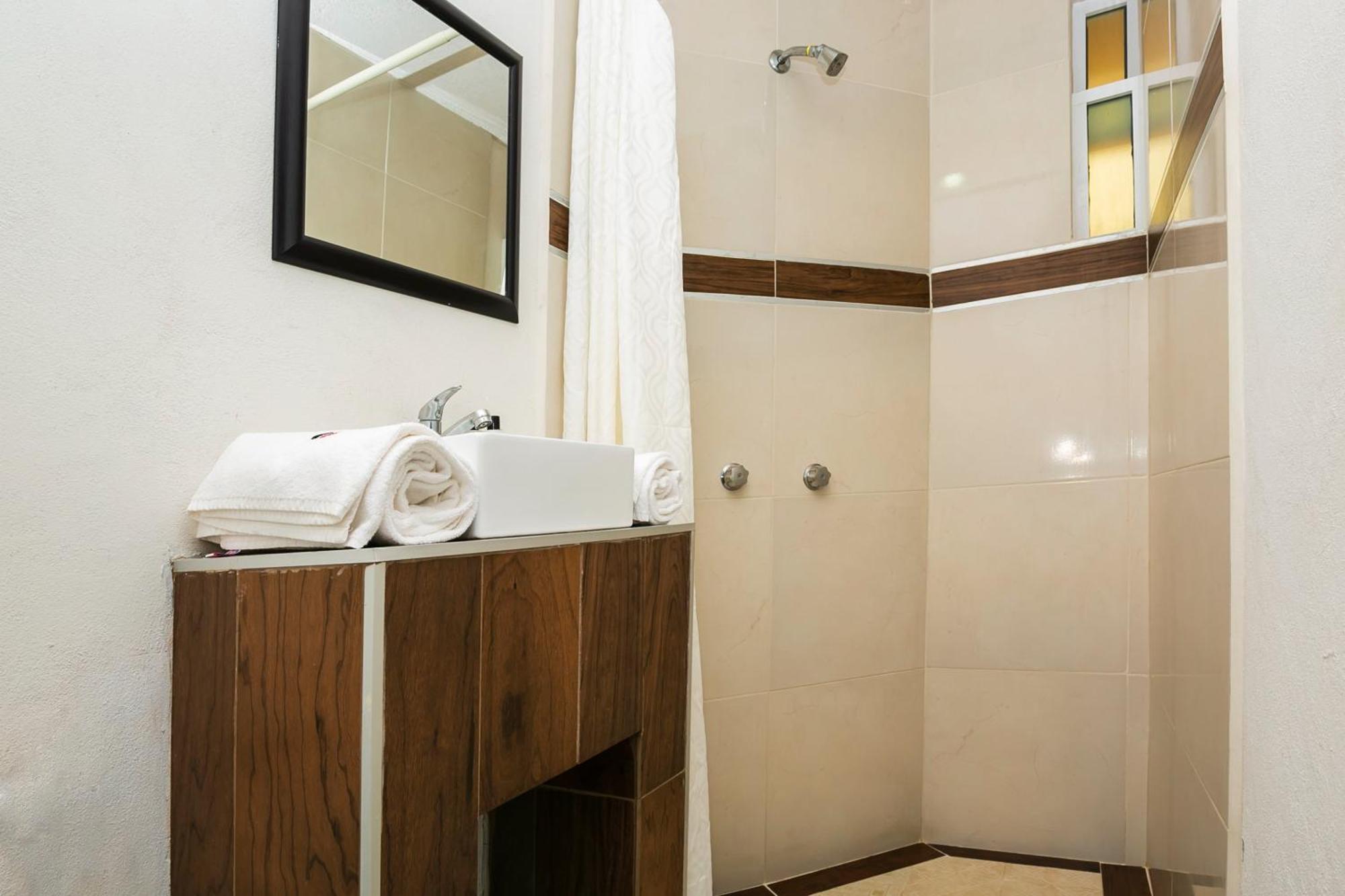 Capital O Hotel Victoria Μορέλια Εξωτερικό φωτογραφία