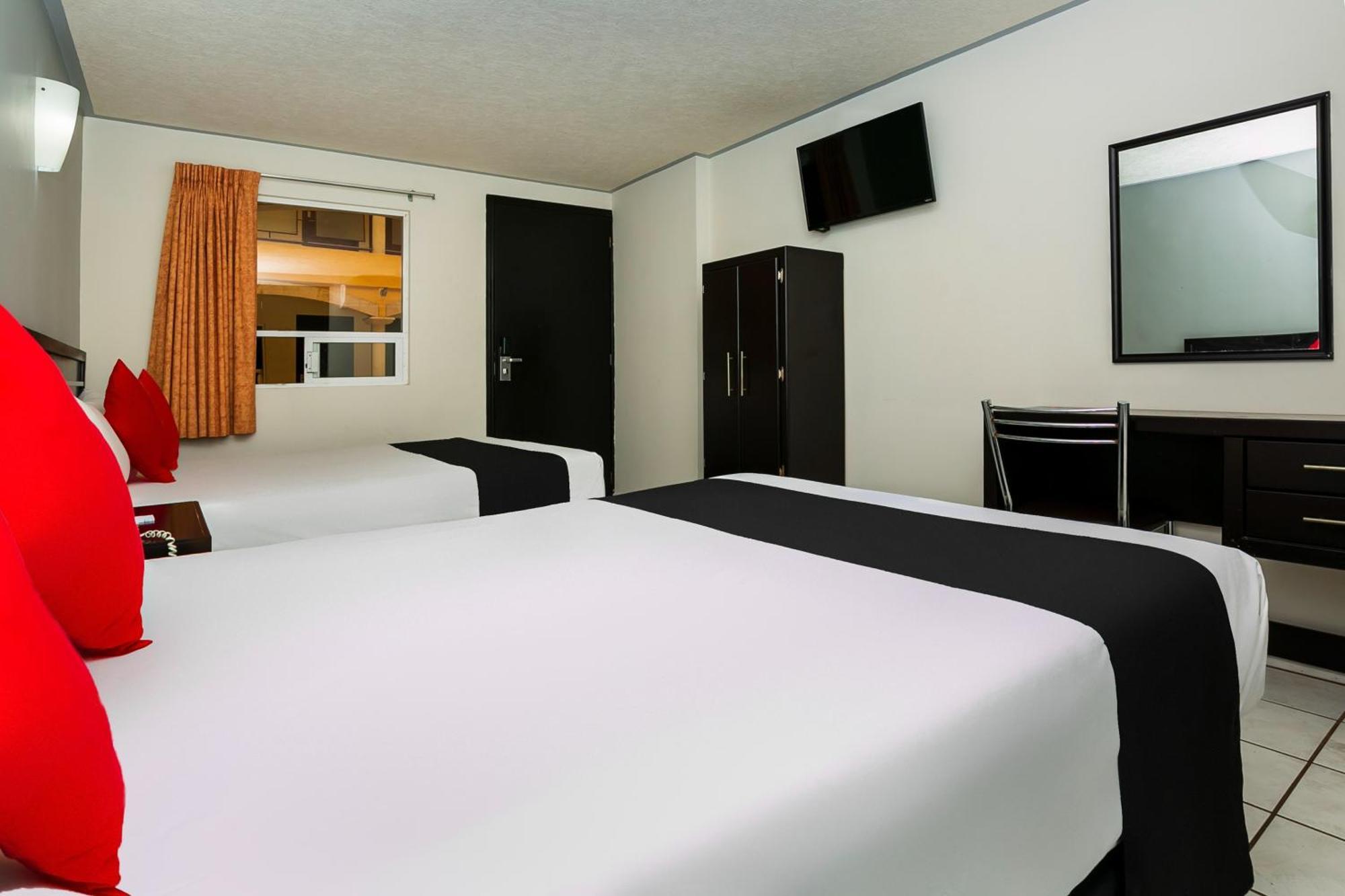 Capital O Hotel Victoria Μορέλια Εξωτερικό φωτογραφία